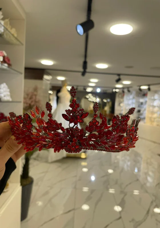 kırmızı zirkon taşlı şık gösterişli